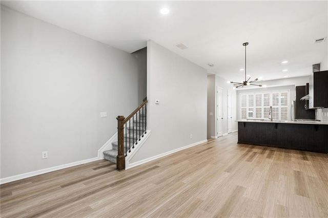 615 Broadview Place NE, Atlanta, GA 30324