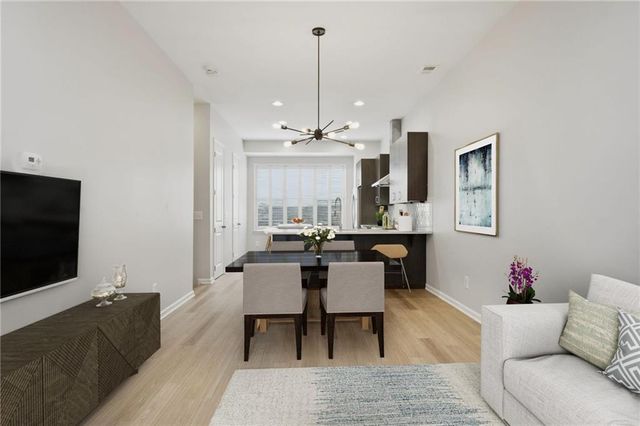 615 Broadview Place NE, Atlanta, GA 30324