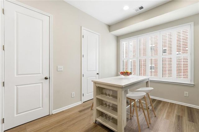 615 Broadview Place NE, Atlanta, GA 30324