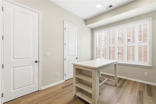 615 Broadview Place NE, Atlanta, GA 30324