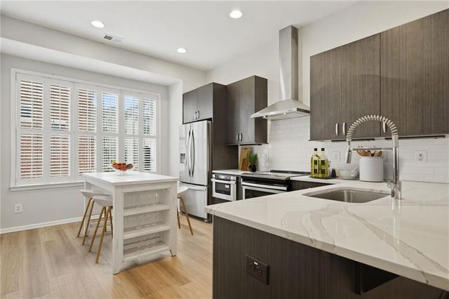 615 Broadview Place NE, Atlanta, GA 30324