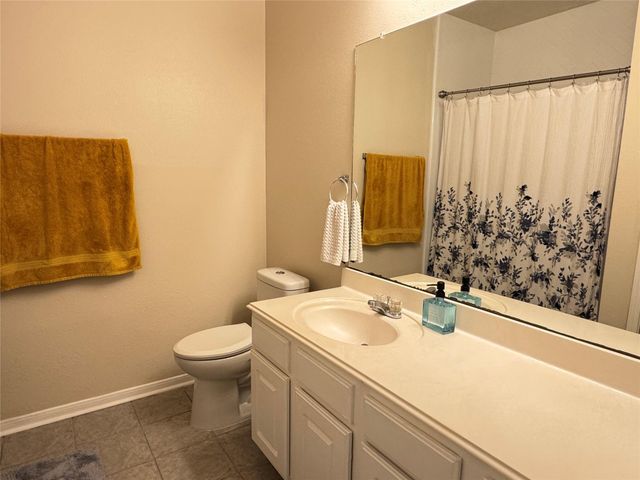 7915 Fall Hollow Drive, Houston, TX 77041