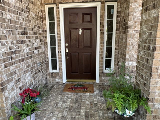 7915 Fall Hollow Drive, Houston, TX 77041