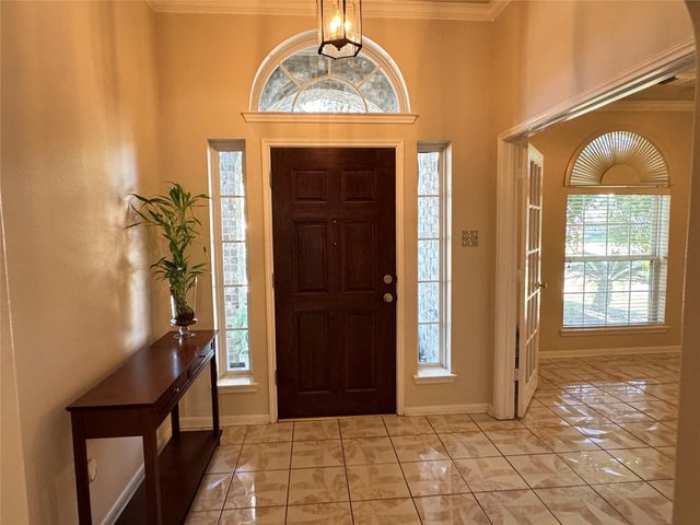 7915 Fall Hollow Drive, Houston, TX 77041