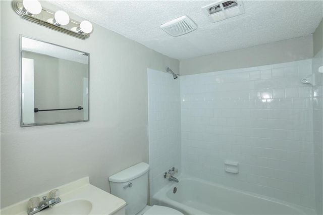 2065 Alison Court Unit 6, Atlanta, GA 30311