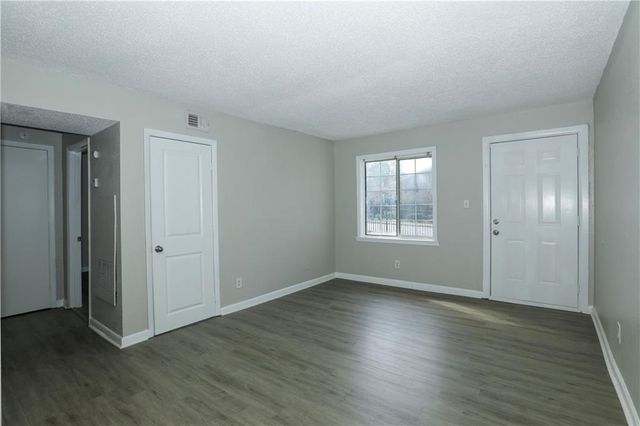 2065 Alison Court Unit 6, Atlanta, GA 30311