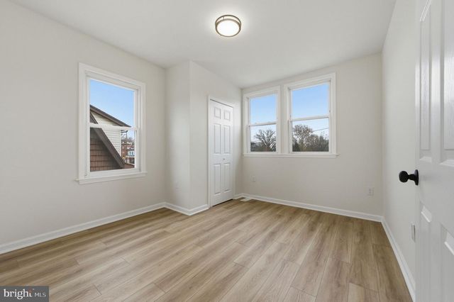 4 N CHESTER PIKE, Glenolden, PA 19036