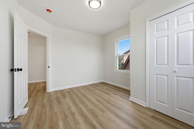 4 N CHESTER PIKE, Glenolden, PA 19036