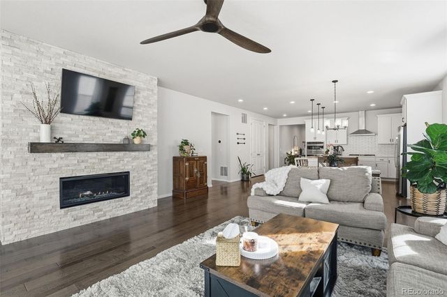 865 Oleander Street, Castle Rock, CO 80109