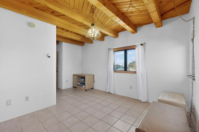 4 Cerrado Loop, Santa Fe, NM 87508
