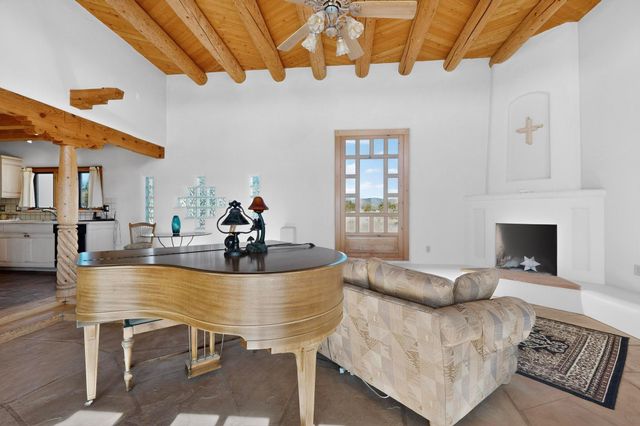 4 Cerrado Loop, Santa Fe, NM 87508