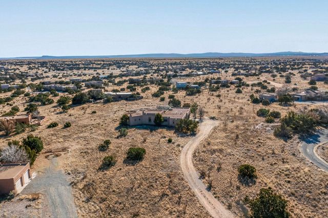 4 Cerrado Loop, Santa Fe, NM 87508