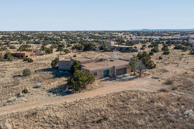 4 Cerrado Loop, Santa Fe, NM 87508