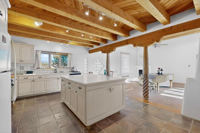 4 Cerrado Loop, Santa Fe, NM 87508