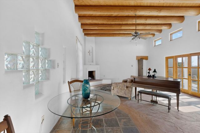 4 Cerrado Loop, Santa Fe, NM 87508