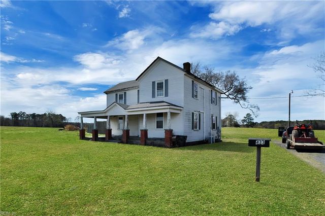 8433 Short LN, Suffolk, VA 23438