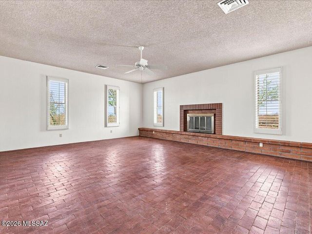 9700 E Andrada Road, Vail, AZ 85641