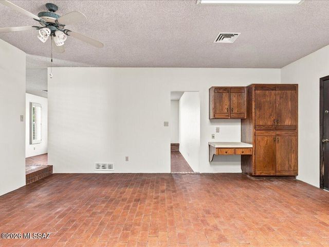 9700 E Andrada Road, Vail, AZ 85641