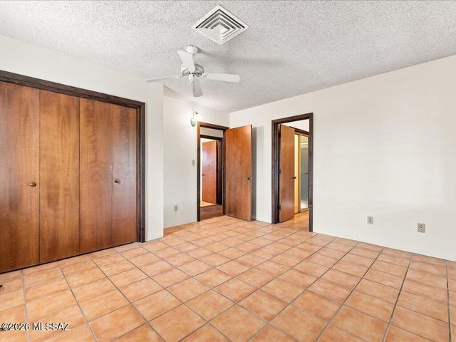9700 E Andrada Road, Vail, AZ 85641