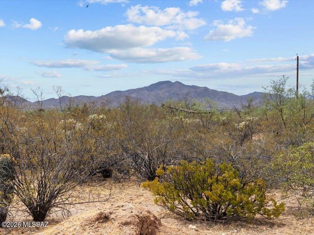 9700 E Andrada Road, Vail, AZ 85641