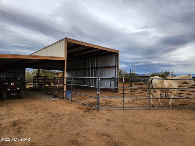 9700 E Andrada Road, Vail, AZ 85641
