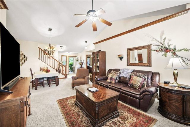 7722 Tanager Street, Hobart, IN 46342