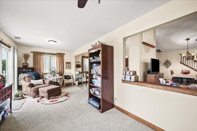 7722 Tanager Street, Hobart, IN 46342