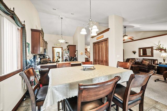 7722 Tanager Street, Hobart, IN 46342