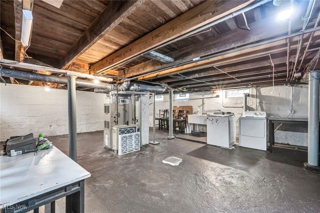 12908 Shadyway Road, Garfield Heights, OH 44125