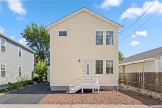 14 Calhoun Avenue, Providence, RI 02907