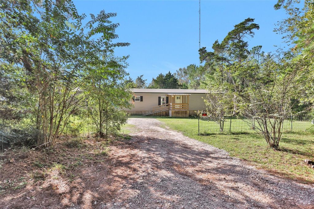 10161 Pollard Road 1, Willis, TX 77318