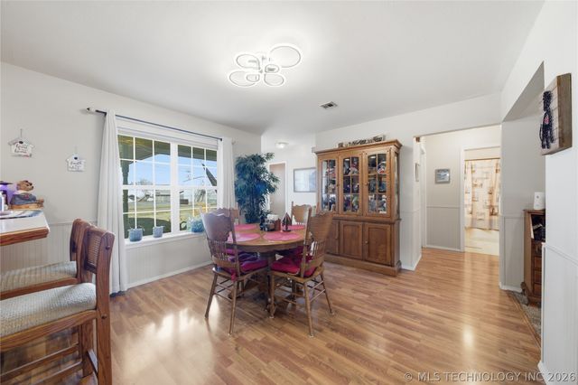 210 S Whittington Street, Salina, OK 74365