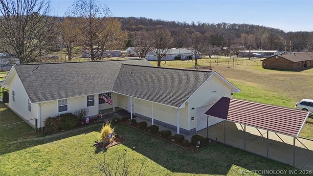 210 S Whittington Street, Salina, OK 74365