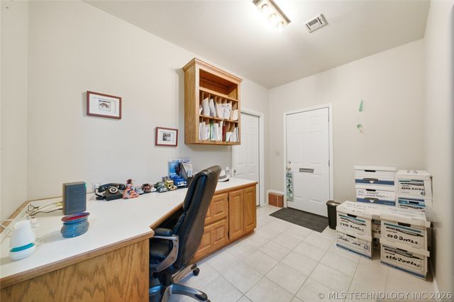 210 S Whittington Street, Salina, OK 74365