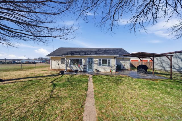 210 S Whittington Street, Salina, OK 74365