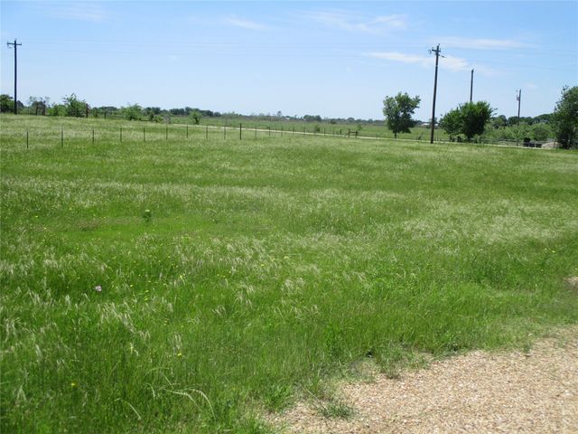 9091 County Road 151, Kaufman, TX 75142