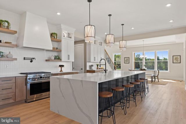 21331 BIG WOODS RD, Dickerson, MD 20842