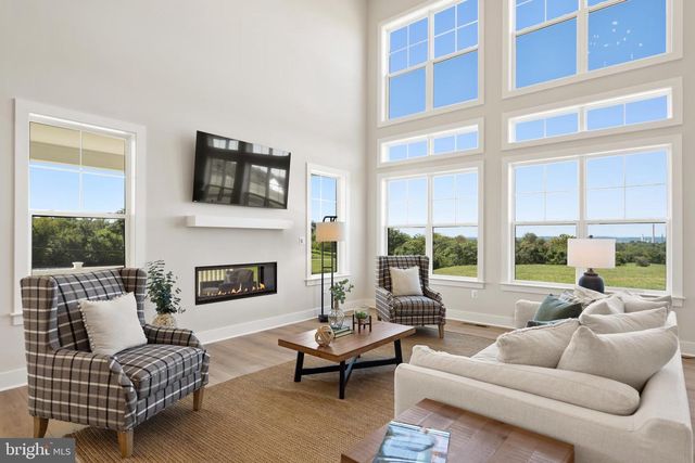 21331 BIG WOODS RD, Dickerson, MD 20842