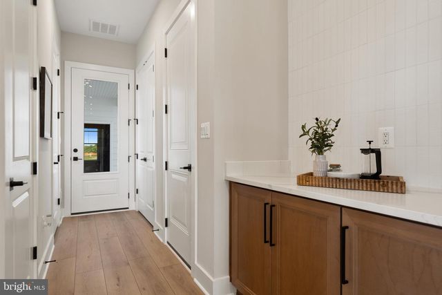 21331 BIG WOODS RD, Dickerson, MD 20842