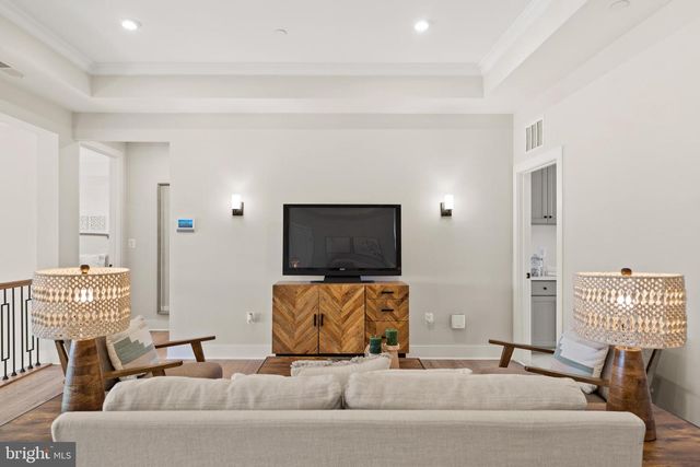 21331 BIG WOODS RD, Dickerson, MD 20842