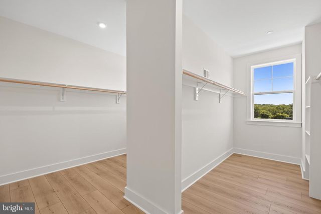 21331 BIG WOODS RD, Dickerson, MD 20842