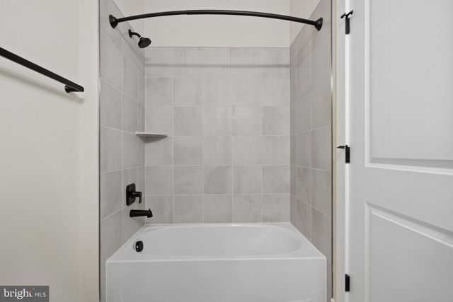 21331 BIG WOODS RD, Dickerson, MD 20842