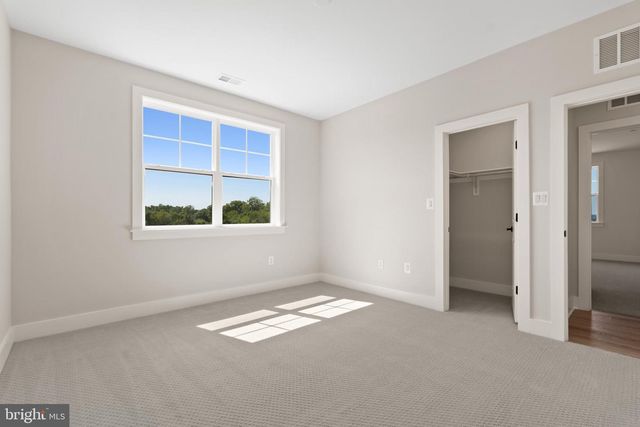 21331 BIG WOODS RD, Dickerson, MD 20842