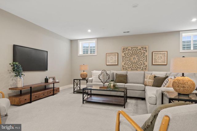 21331 BIG WOODS RD, Dickerson, MD 20842