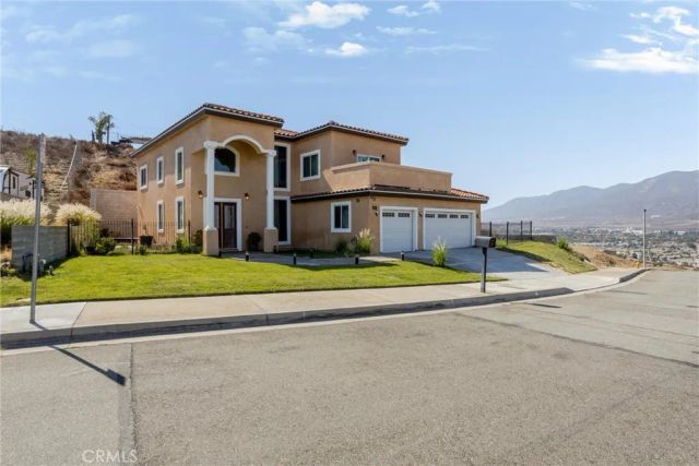 3550 Ridge Line, San Bernardino, CA 92407