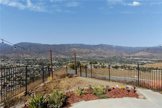 3550 Ridge Line, San Bernardino, CA 92407