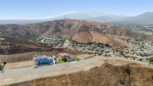 3550 Ridge Line, San Bernardino, CA 92407