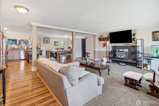 1212 4th Avenue SW, Puyallup, WA 98371