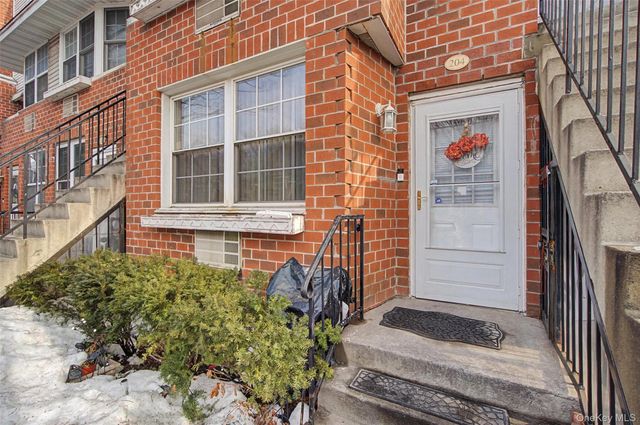 204 Sunset Boulevard 12204, Bronx, NY 10473