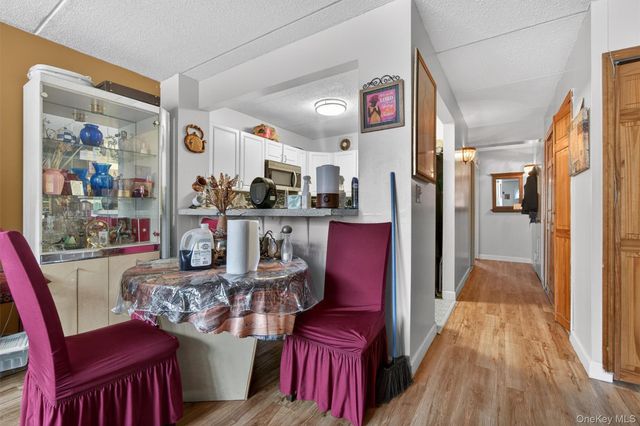 204 Sunset Boulevard 12204, Bronx, NY 10473